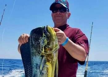 Capullo Tamarindo half day charter mahi-mahi