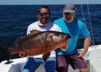 Outcast Tamarindo full day charter snapper