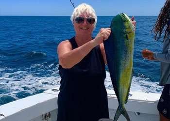 Capullo Tamarindo ¾ day charter dorado