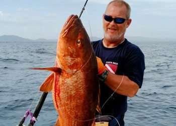 Outcast Tamarindo full day charter cubera snapper