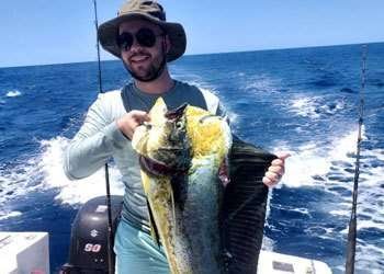 Coyote 10 Tamarindo full day charter dorado